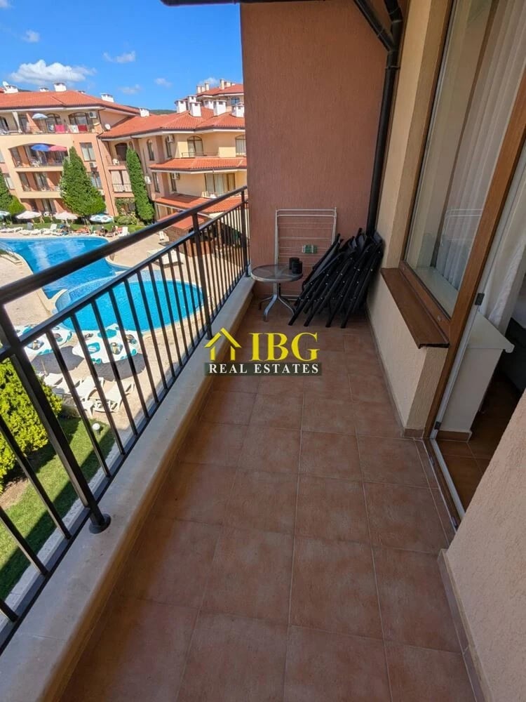 Spacious Furnished 2-Bedroom Apartment with Park & Pool Views | Panorama Dreams, Sveti Vlas