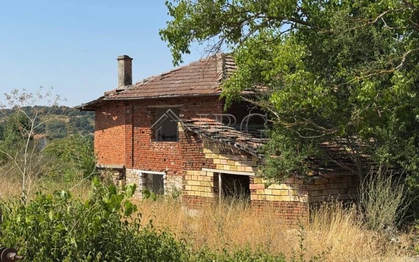 Two-Story House with a Large Plot in the Village of Zagortsi, Burgas Region
