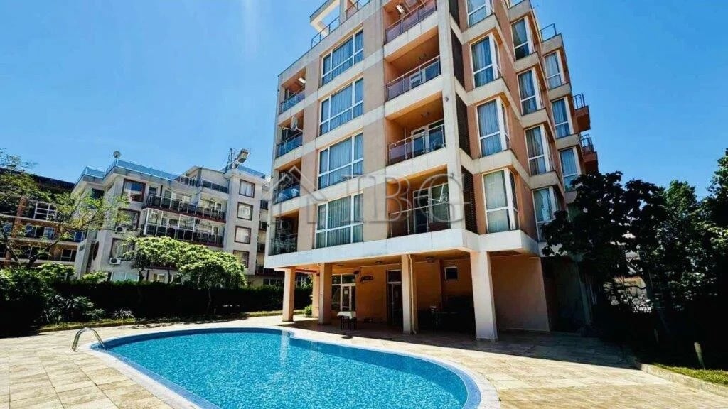 Spacious 2-Bedroom Apartment | Darius, Apartment 8