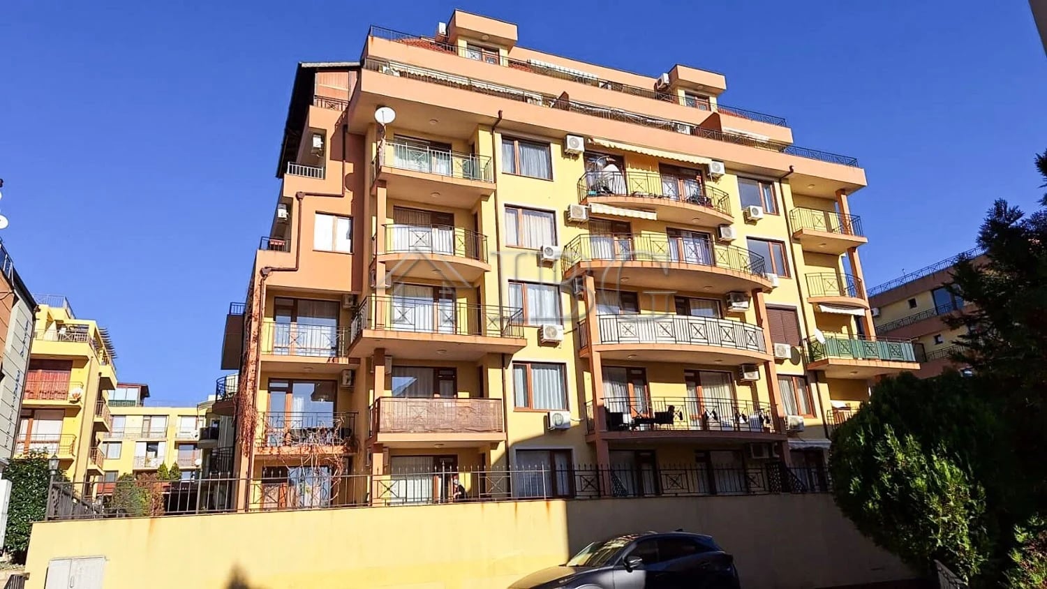 Spacious 1-Bedroom Apartment with Sea View | Siana 4 Complex – 250 m from the Beach