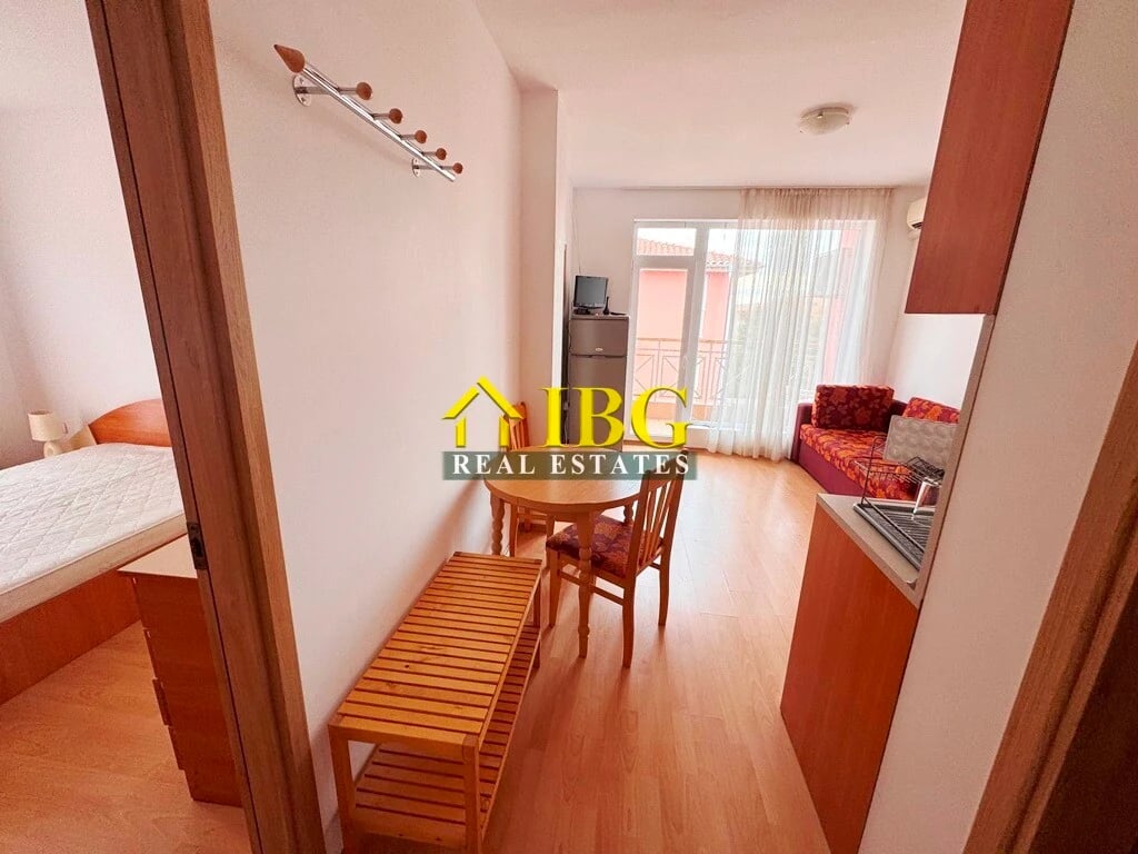 Furnished 2-Bedroom Apartment with 2 Balconies & Pool View | Sunny Day 6, Sunny Beach