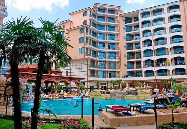 Sea View 1-Bedroom Apartment – 200 m from the Beach | Karolina Complex