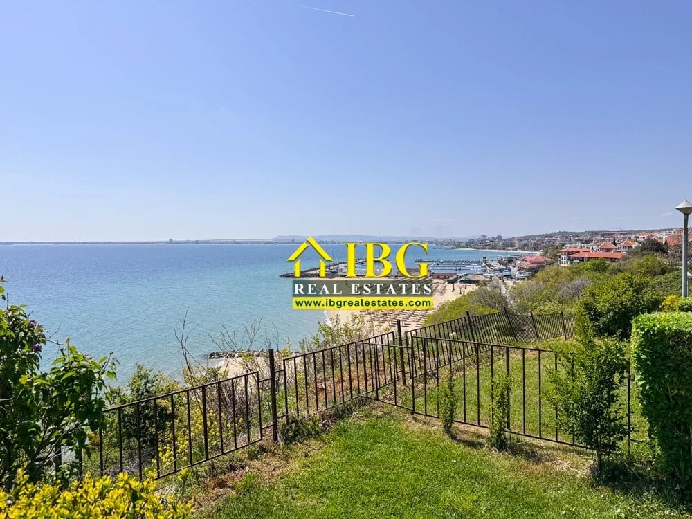 1-Bedroom Sea Front Apartment in Dolce Vita 2, Sveti Vlas