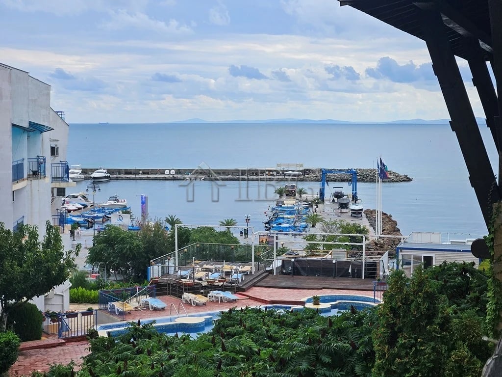 Complex TOP – Direct access to the beach and yacht marina! Apartment with 1 bedroom, Sea and Marina Views, complex TOP, Dinevi Resort , Sveti Vlas