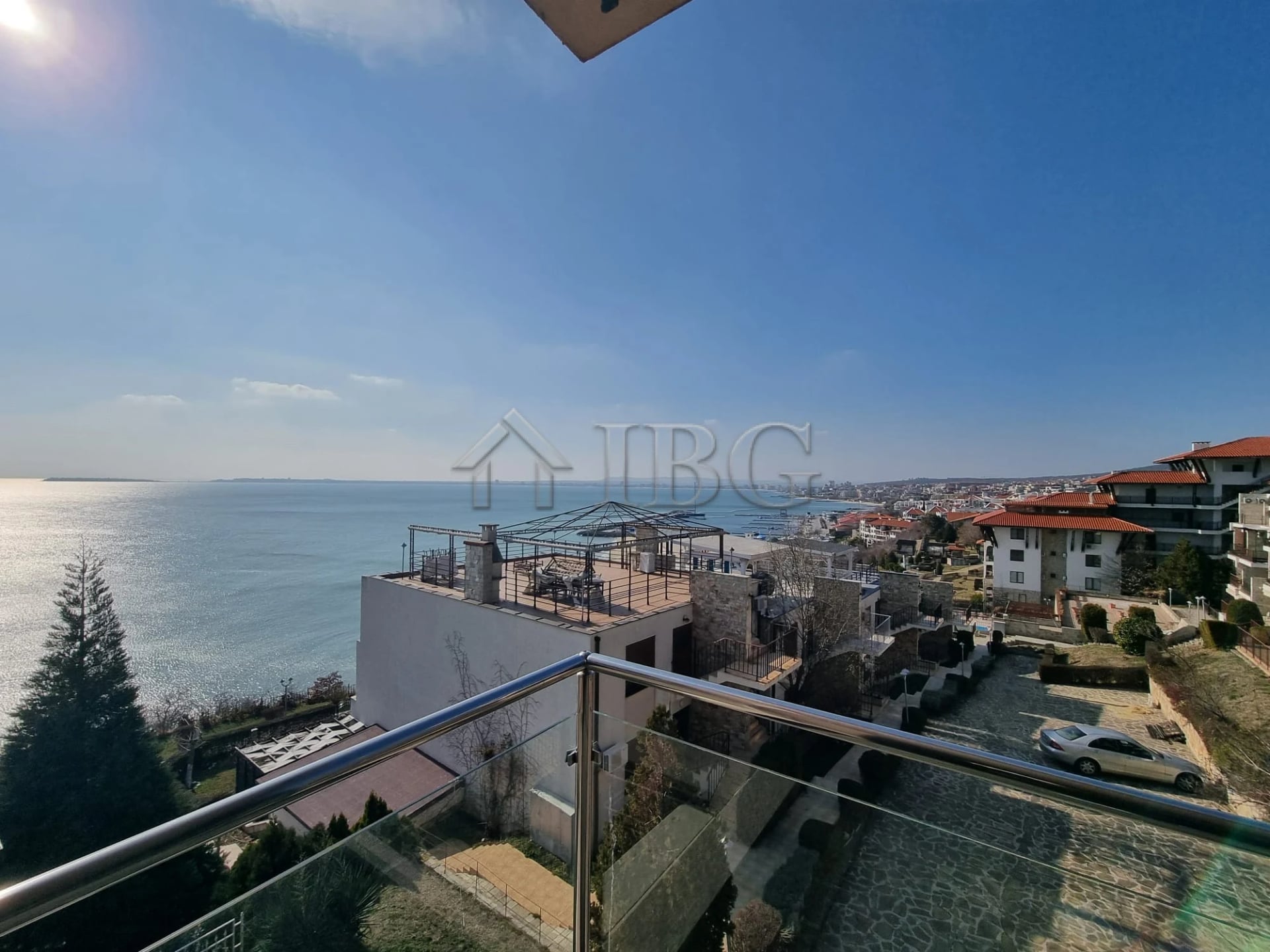 Seafront 1-Bedroom Apartment | Panoramic Sea View | Dolce Vita 2, Sveti Vlas