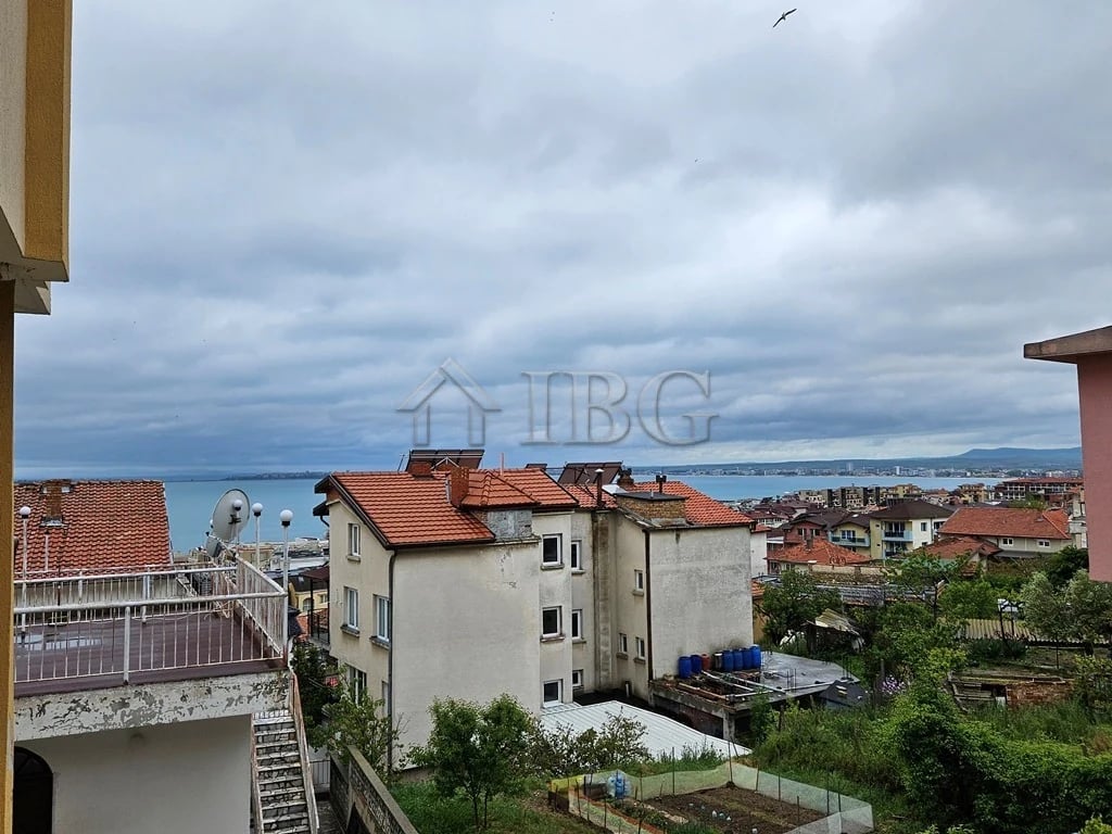 Large 4-Storey House with Panoramic Sea Views, Sveti Vlas
