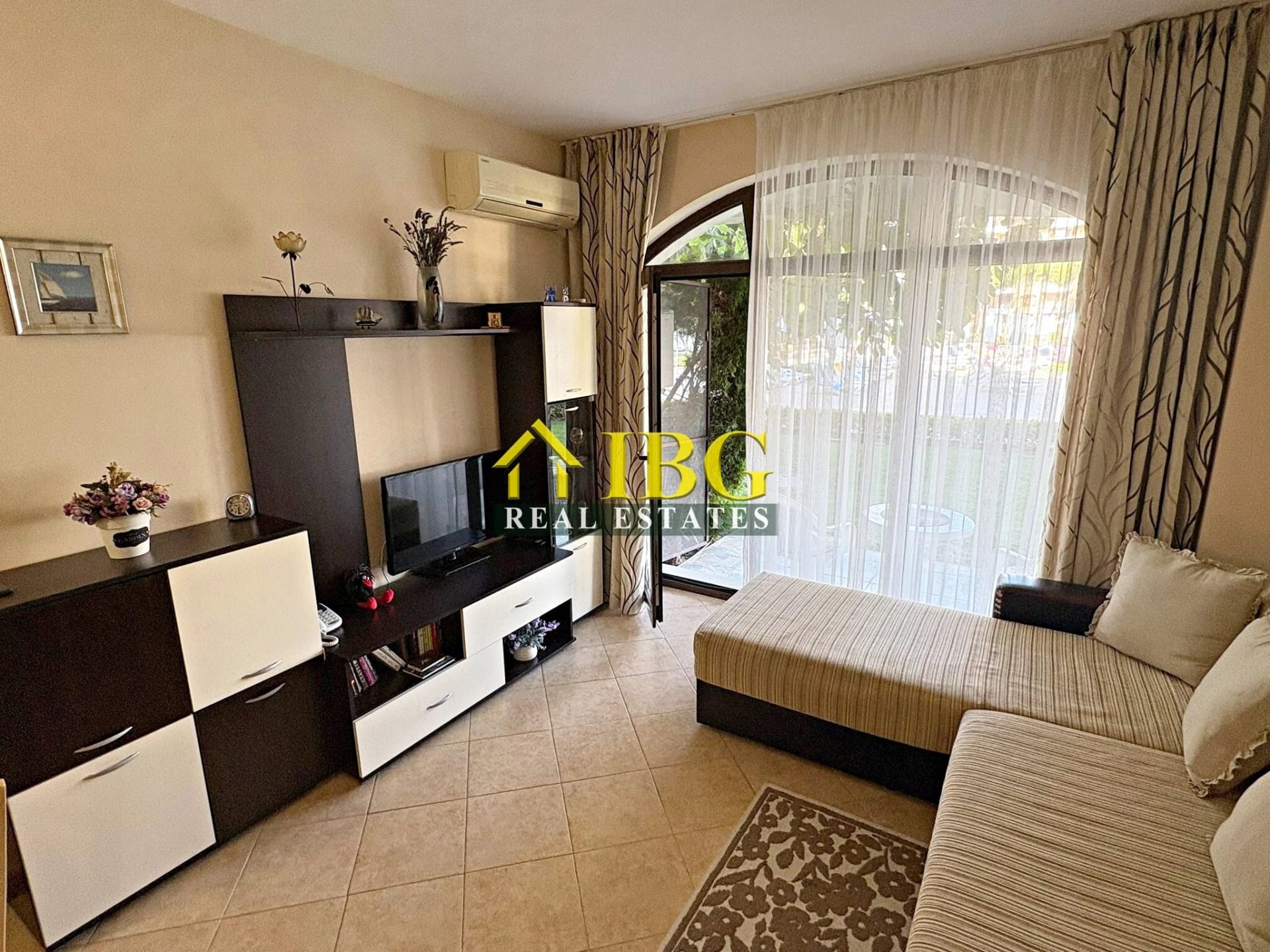Apartment with Pool View | Royal Sun, Sunny Beach