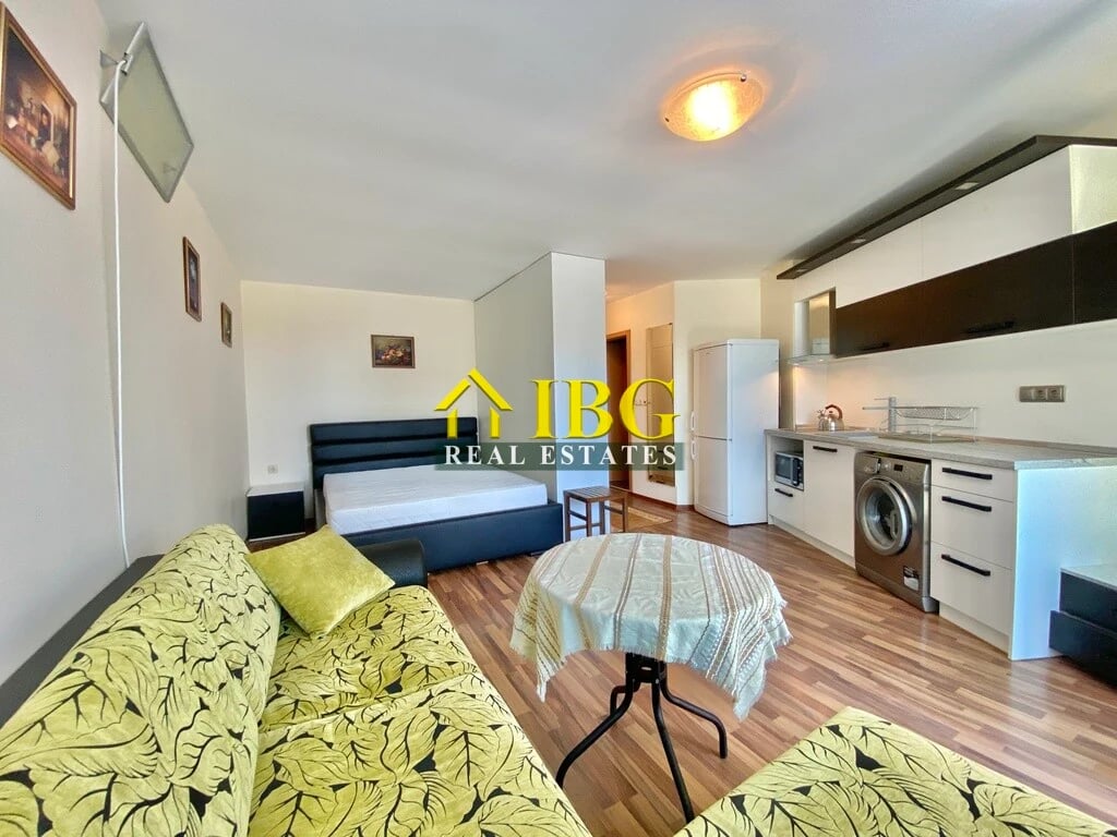 Spacious Studio with balcony in Amadeus 19, Sunny Beach