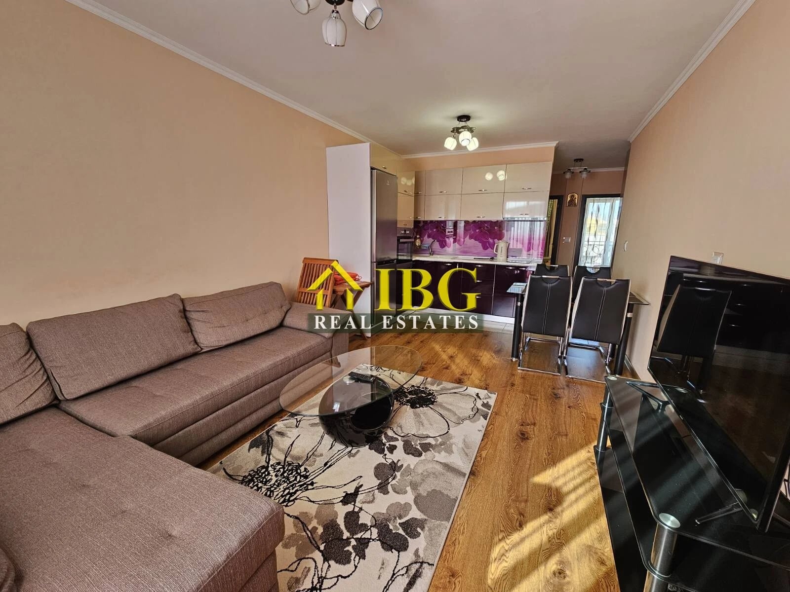 Spacious 2-Bedroom Apartment with Partial Sea View in Villa Katerina, Ravda