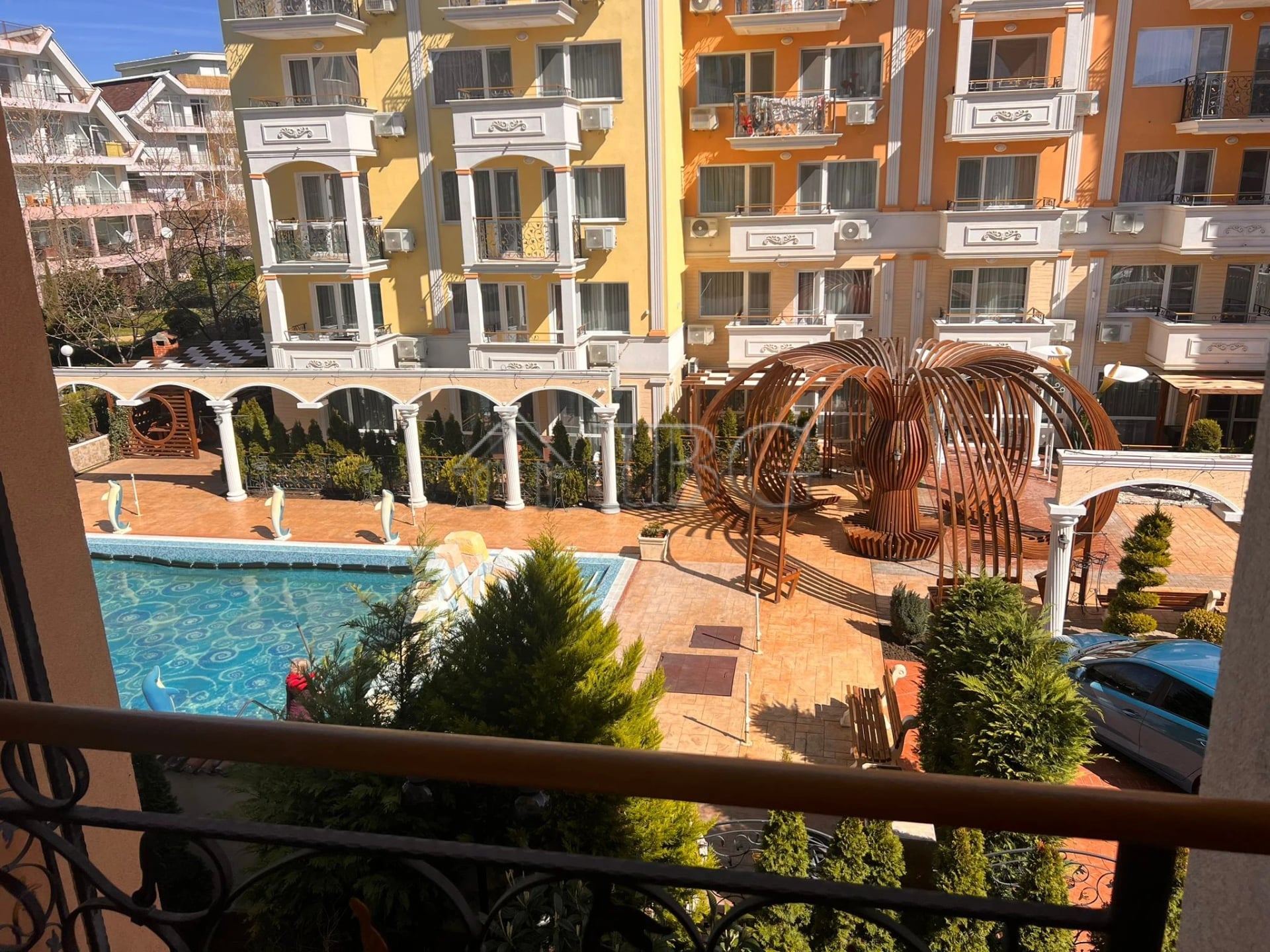 Luxury 2-bedroom, 2 bathroom apartment with pool view in Sweet Homes 5, Sunny Beach