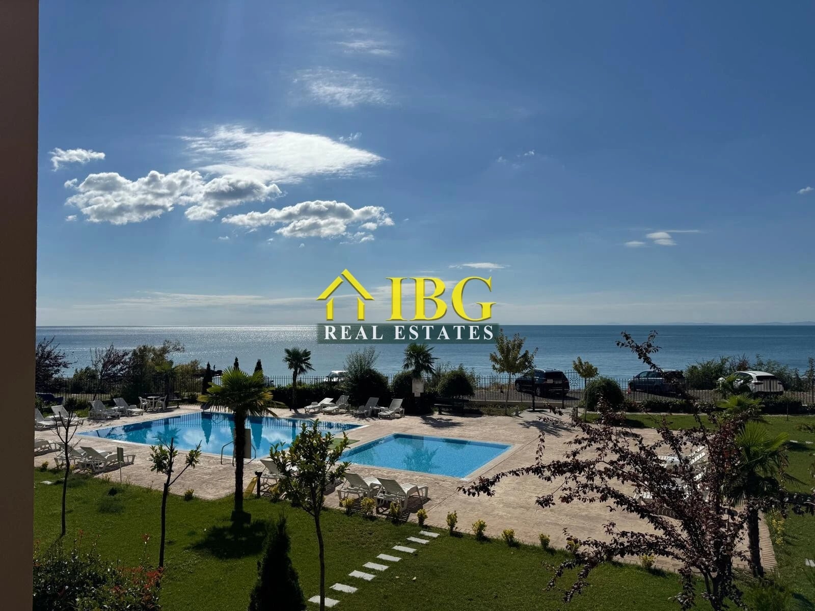 Spacious 2-Bedroom Apartment with frontal Sea View | Sveti Vlas, First Line