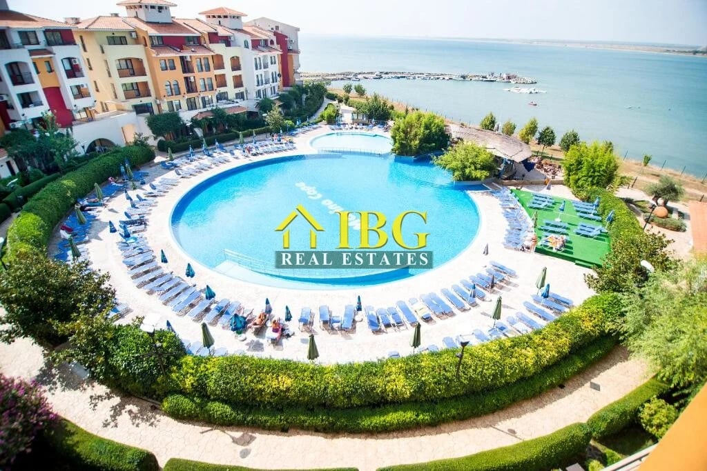100 sq. m. Apartment with 2 Bedrooms, 2 Bathrooms and Sea View | Marina Cape, Aheloy