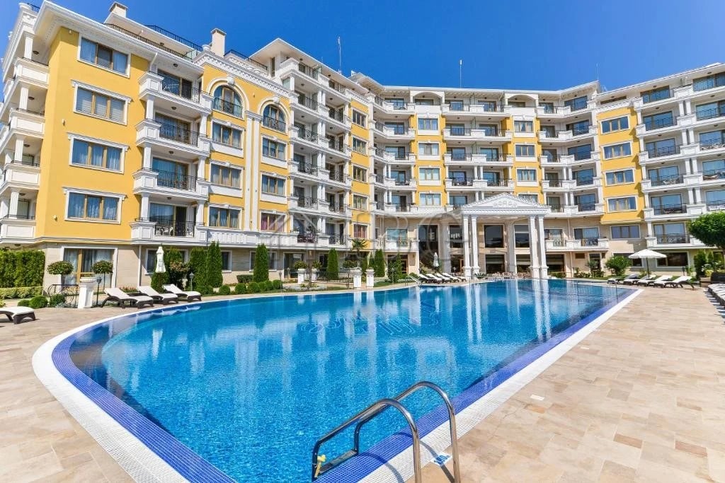 Furnished 1-Bedroom apartment in Villa Florence, St.Vlas