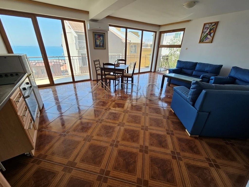 2-Bedroom Apartment with Sea View, Rusalka District, Sveti Vlas