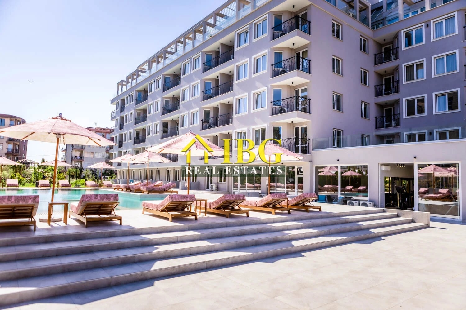 New Studio with Pool View | J’Adore Secret Garden, Sunny Beach