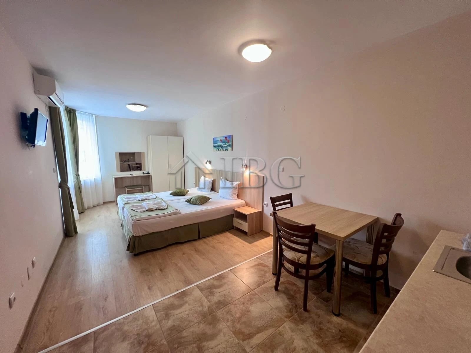 Spacious 1-Bedroom Apartment with Pool View in Karlovo Complex, Sunny Beach
