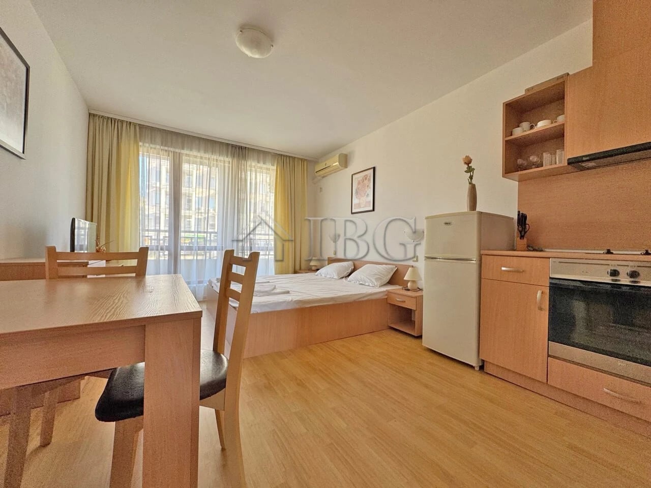 Bright Studio with Pool View | Panorama Bay 1, Sveti Vlas