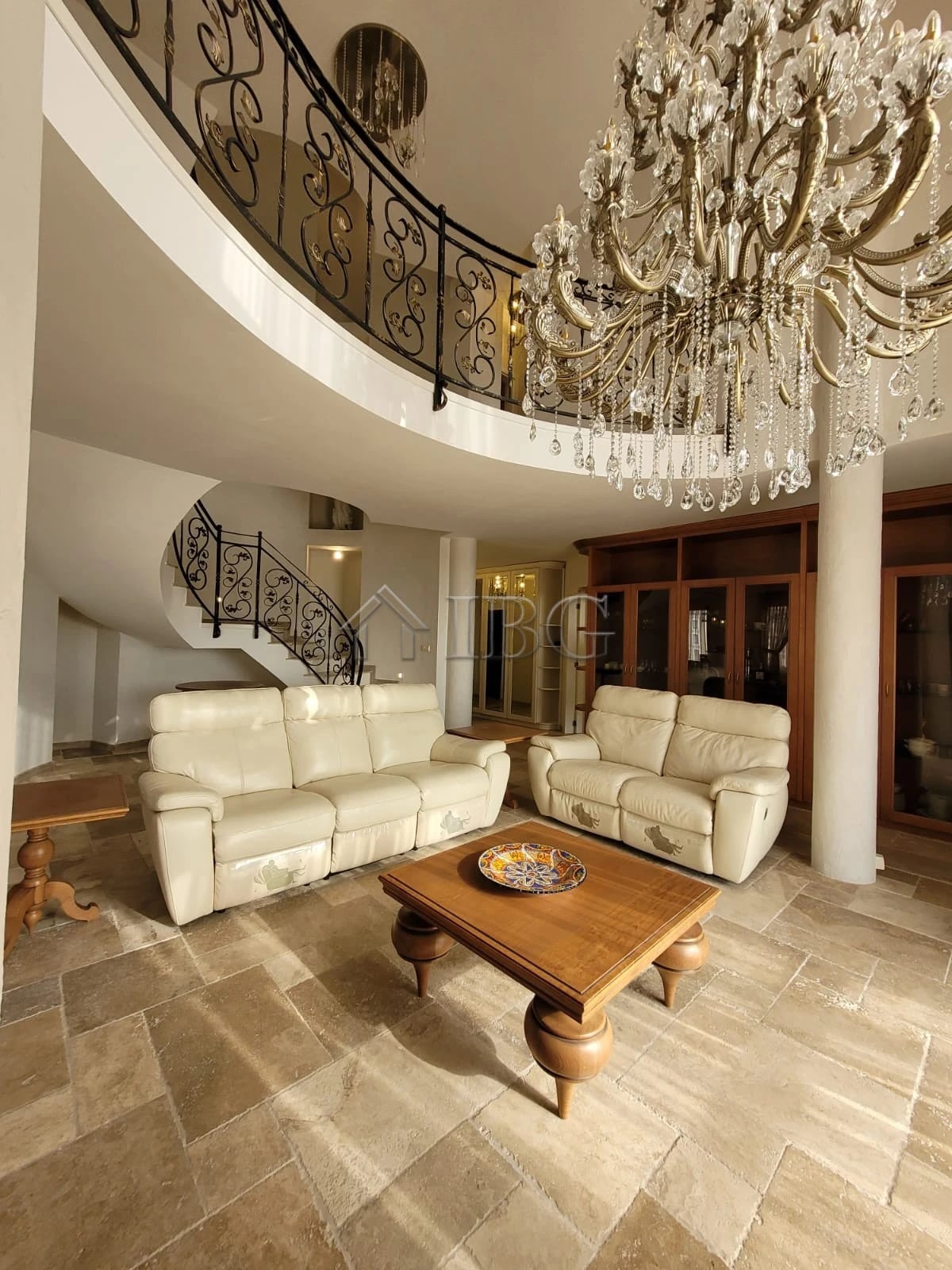 Luxurious Three-Level Maisonette with Sea Views in Arthur Complex, Sveti Vlas