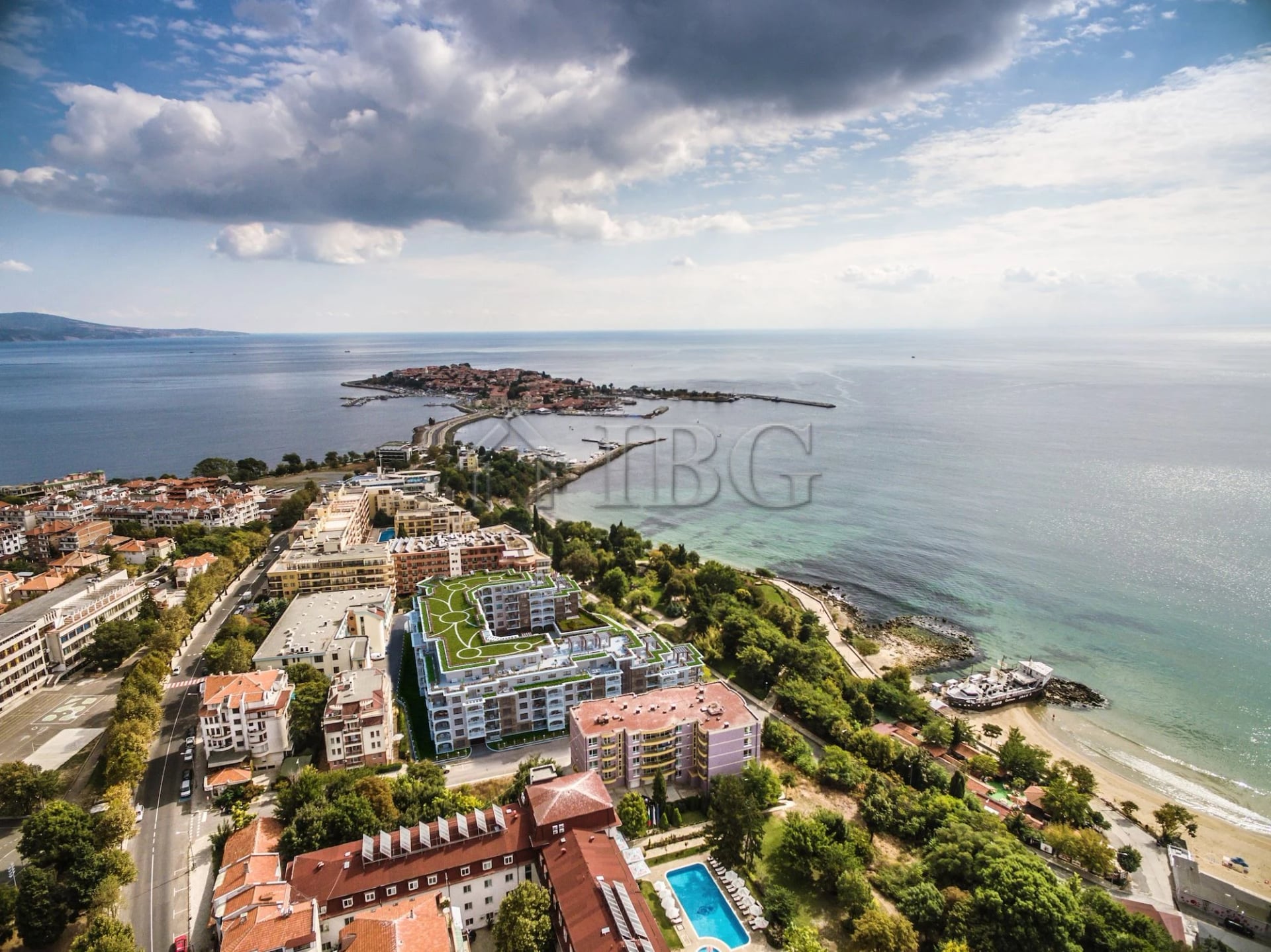 Beachfront 1-Bedroom Apartment | Valencia Gardens, Nessebar