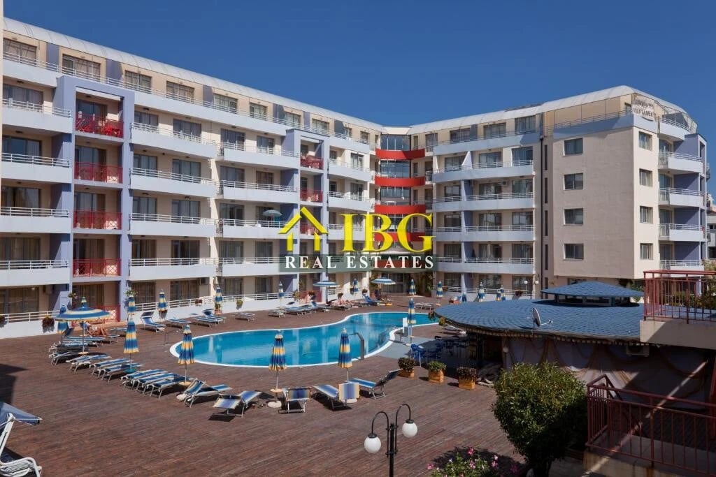 2-Bedroom Apartment with Pool View | Central Plaza, Sunny Beach