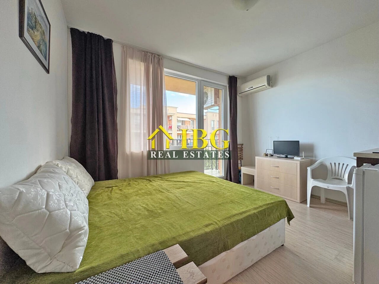 Furnished Studio with balcony | Sunny View Central, Sunny Beach