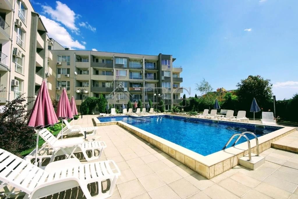 One-Bedroom Apartment with Mountain View in Butterfly Complex, Sveti Vlas