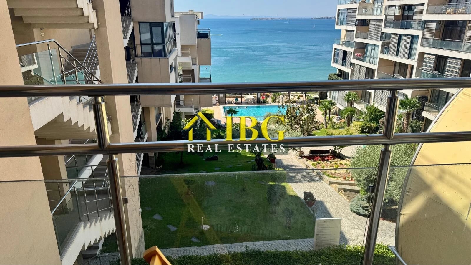 Apartment with 2 Bedrooms and Frontal Sea View in Dolce Vita 2, Sveti Vlas