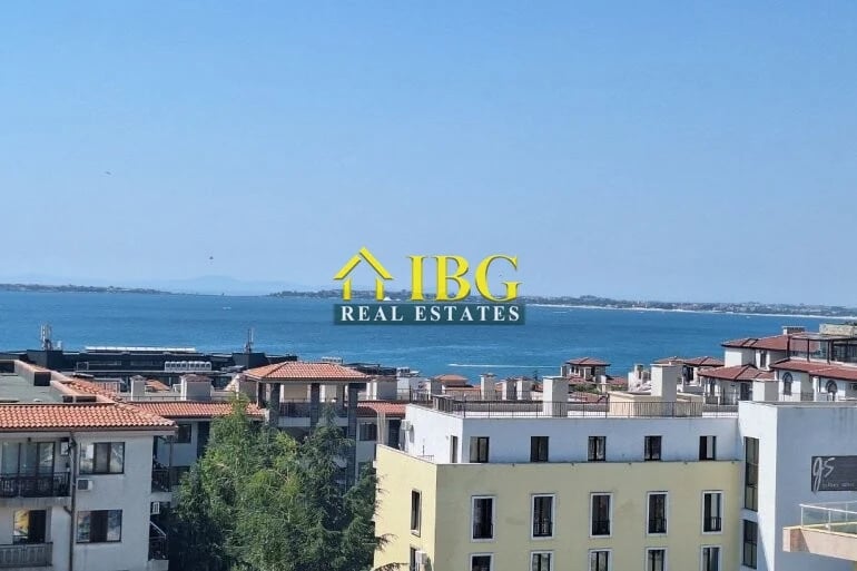 1-Bedroom Apartment with Sea and pool Views | Raduga 2, Sveti Vlas