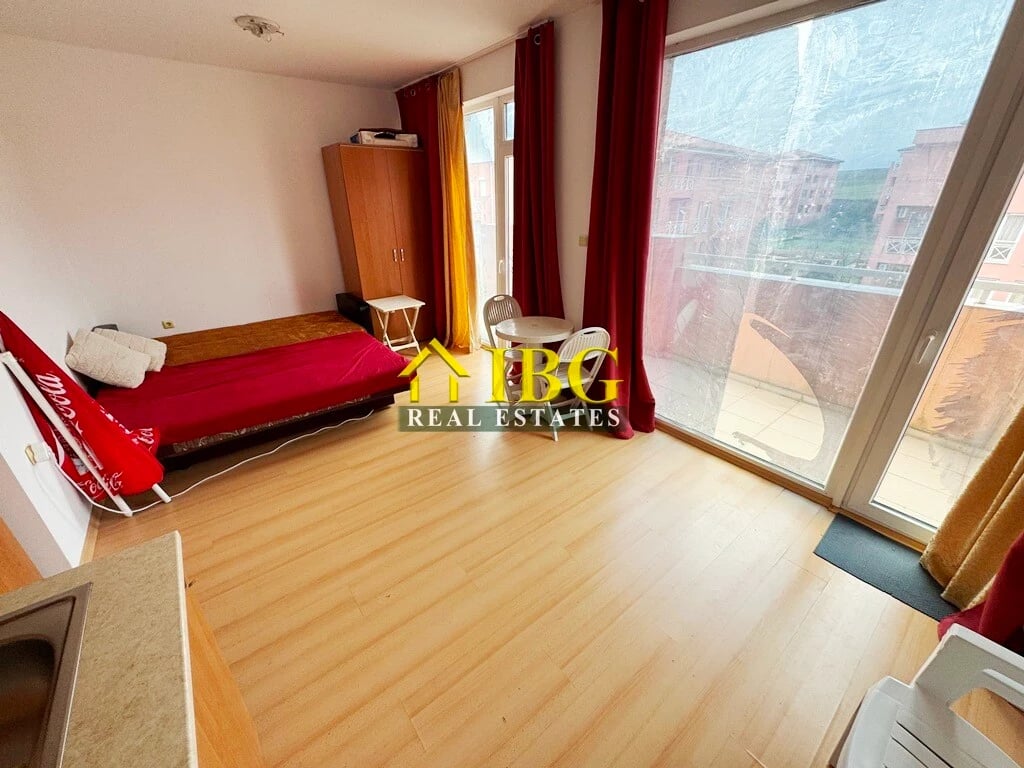Reduced Price! Spacious Studio Easily Convertible into a 1-Bedroom | Sunny Day 6