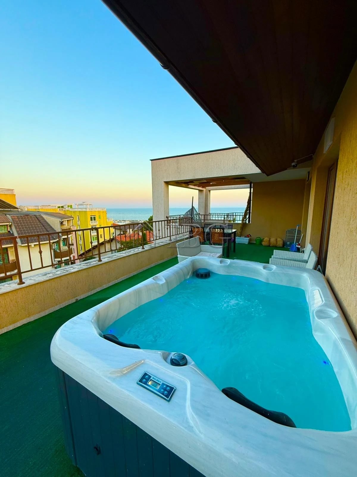 Luxury Penthouse in Porto Paradiso Complex, Sveti Vlas