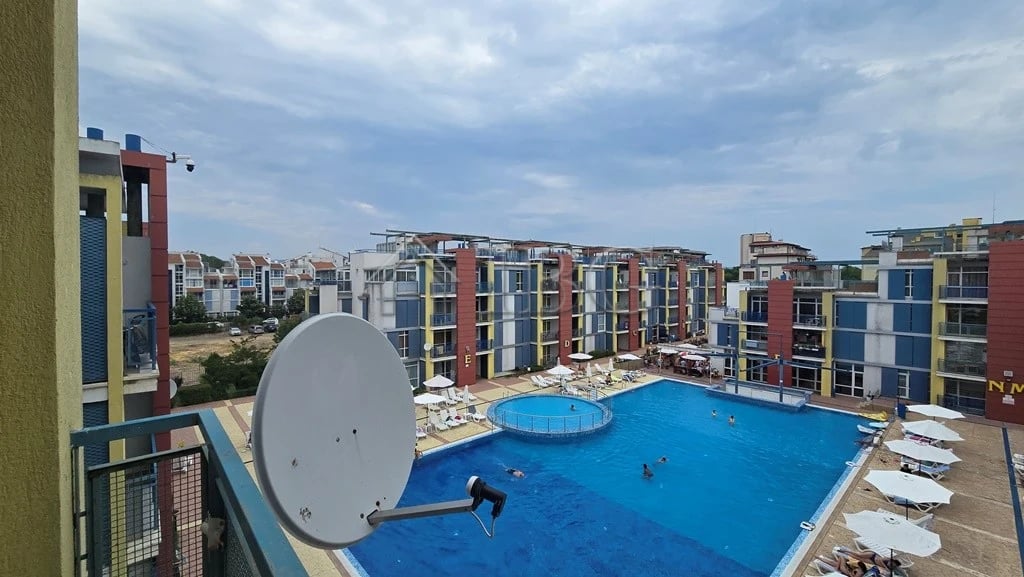 Spacious 2-Bedroom, 2-Bathroom Apartment with Pool View | Elite 4, Sunny Beach